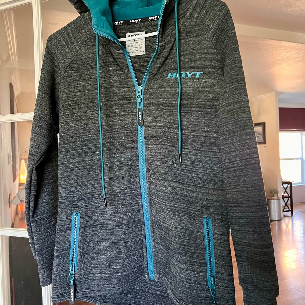 Hoyt Archery Women's Gray and Teal Hoodie